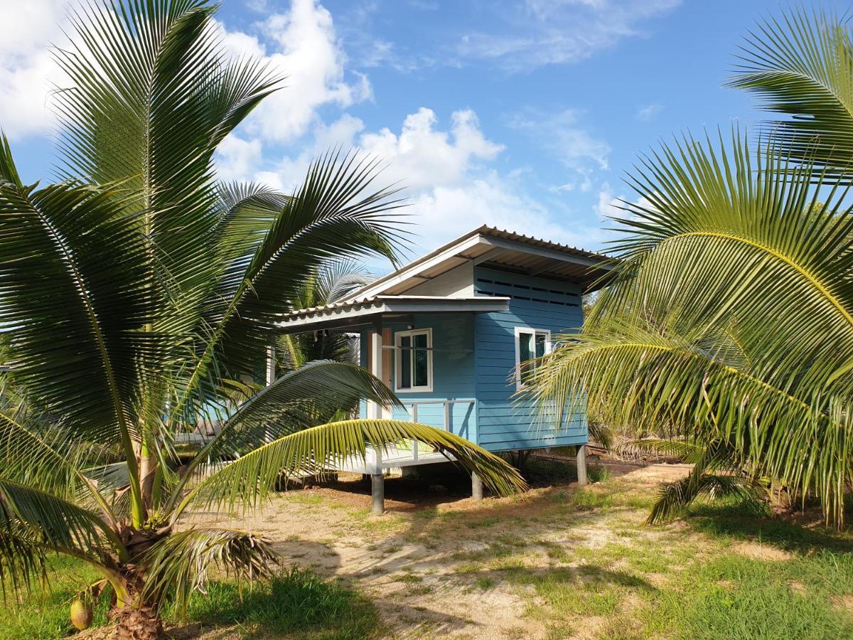 Baan Suan Coconut Ko Yao Noi Hotel Exterior photo